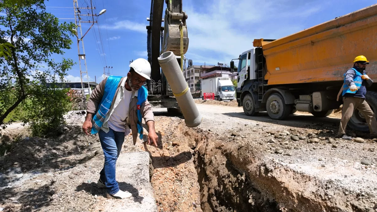 Samandağ'da 23 milyon euroluk kanalizasyon yatırımının yüzde 40'ı tamamlandı