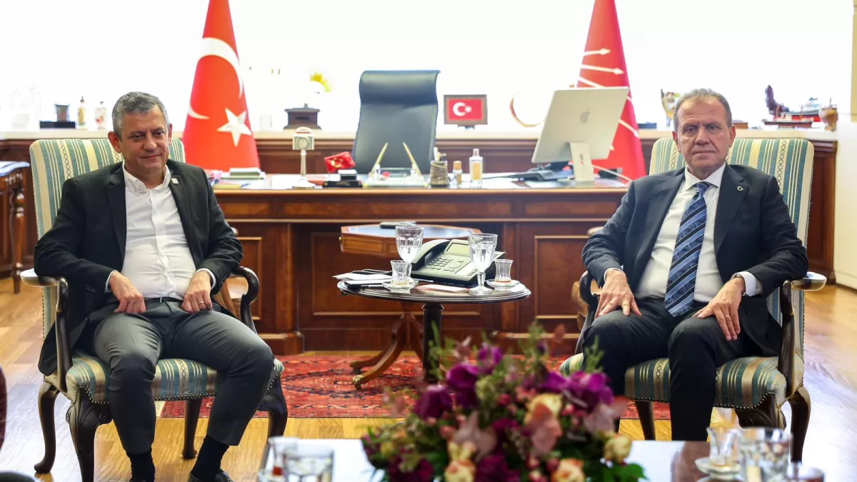 Vahap Seçer: 'CHP, halkın umudu olmuş bir parti'