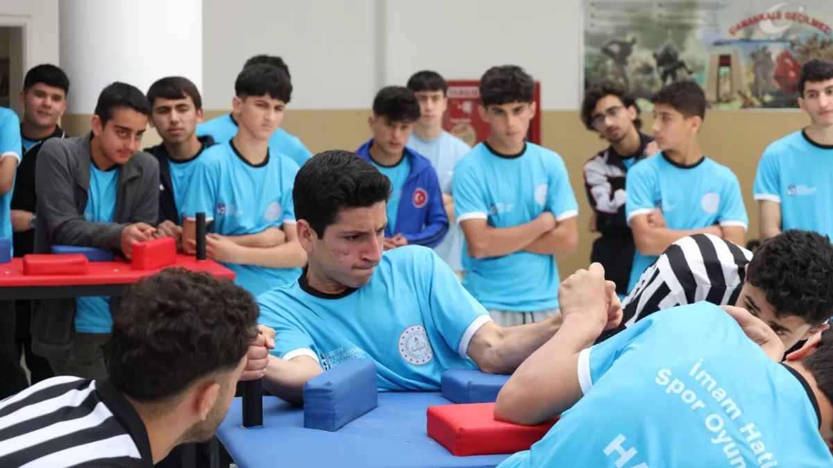 Hatay'da 600 öğrenci imam hatip spor oyunlarında yarıştı