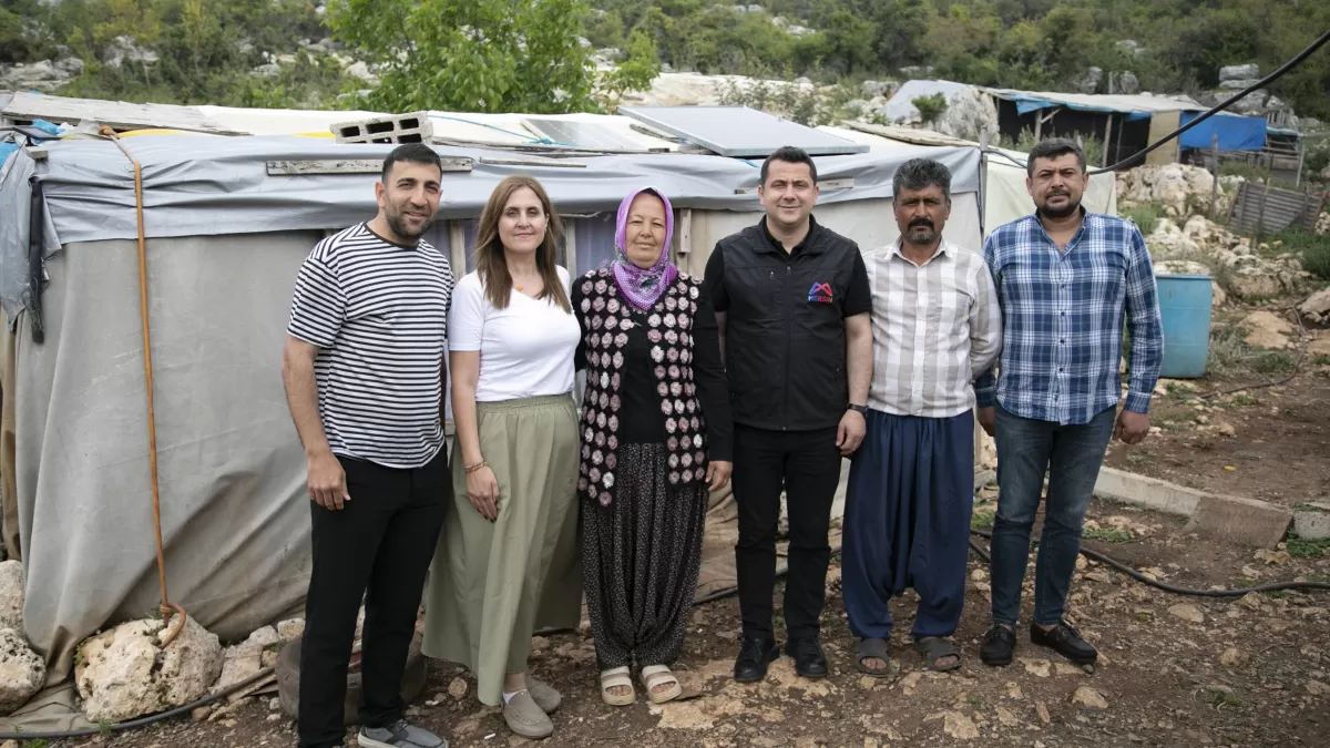 Mersin'de konargöçer ailelere güneş paneli desteği