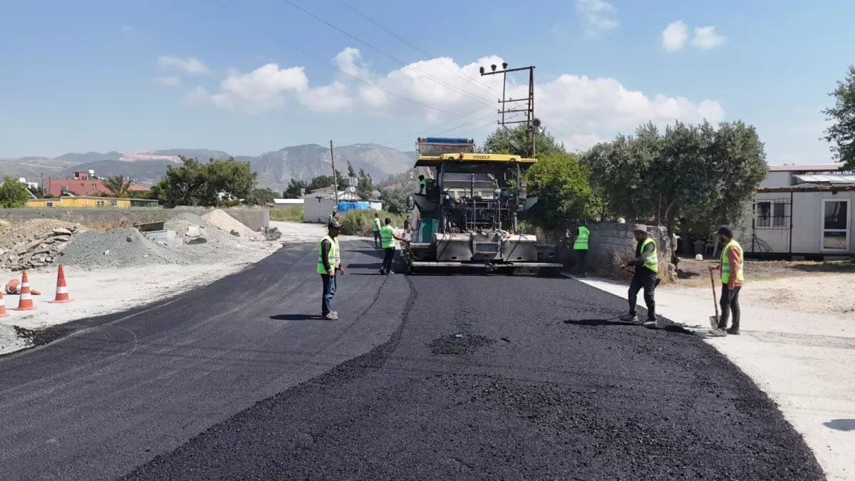 Hatay'da alternatif güzergahlar güvenli hale getiriliyor