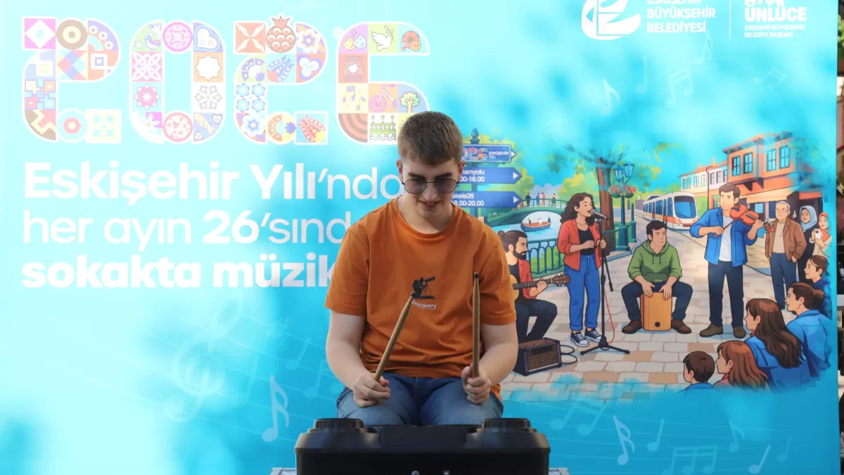 Eskişehir'de özel gereksinimli bireylerden ritim gösterisi
