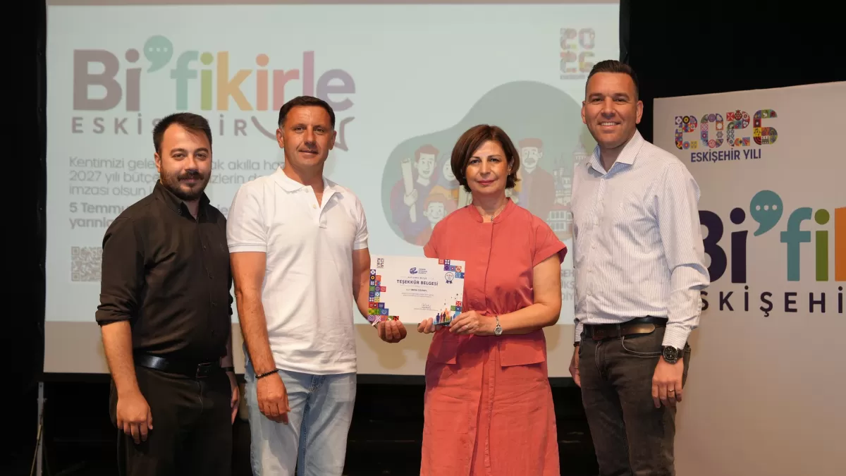 Eskişehir'de katılımcı bütçe projeleri sahiplerine teşekkür belgesi verildi