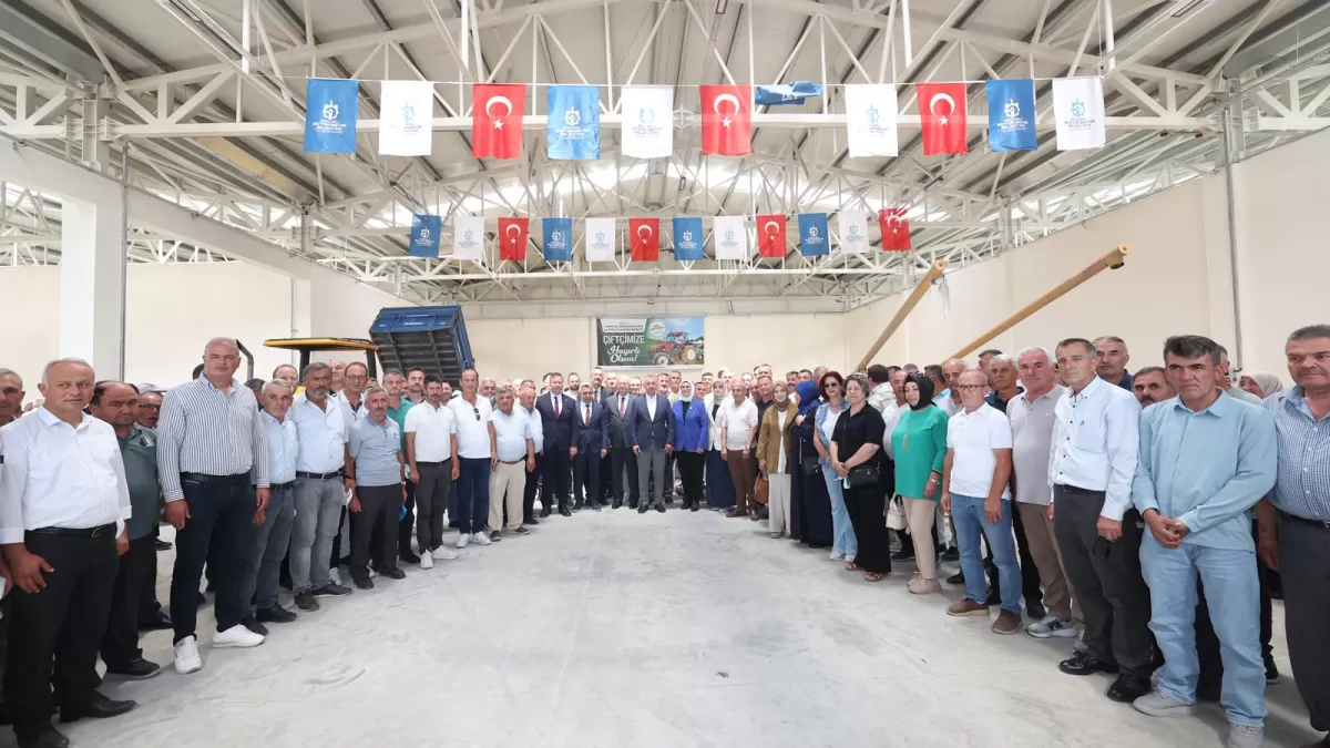 Kandıra'da çiftçiye 2 bin metrekarelik tahıl deposu hizmete girdi