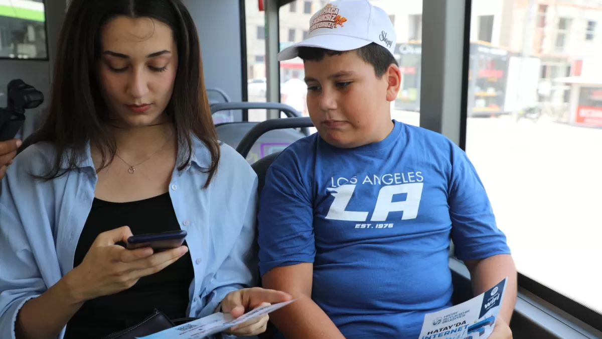 Hatay'da halk otobüslerinde ücretsiz Wi-Fi dönemi başladı