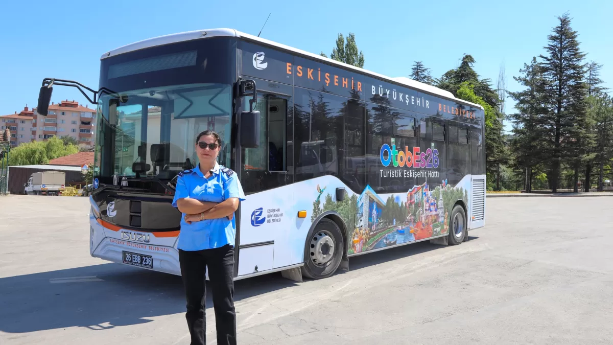 Eskişehir'de turistik gezi otobüsü OtobEs26 hizmete girdi