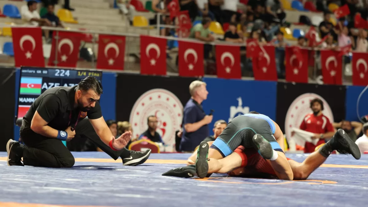 Kocaeli'de uluslararası güreş turnuvası büyük beğeni topladı