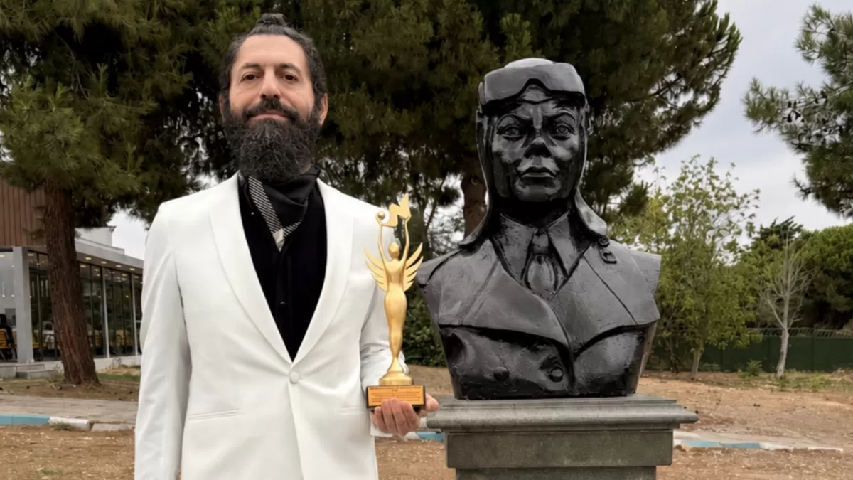 Sabiha Gökçen'e Akif Manaf Sağlık ve Barış Ödülü ithaf edildi