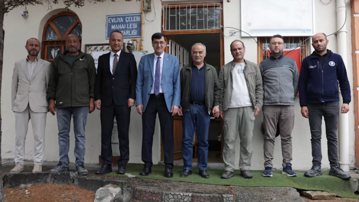 Kütahya Belediye Başkanı Evliya Çelebi Mahallesi Muhtarı Mehmet Neyaz'ı Ziyaret Etti