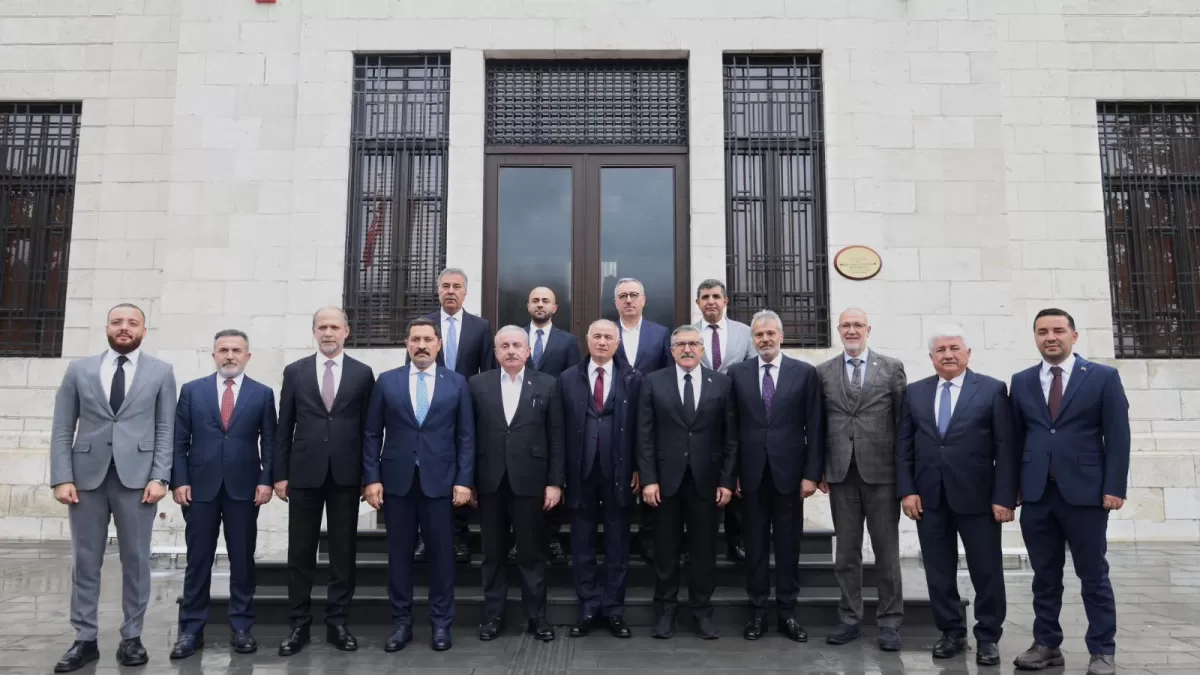 AK Parti Liderleri Hatay'da İmar Çalışmalarını Değerlendirdi